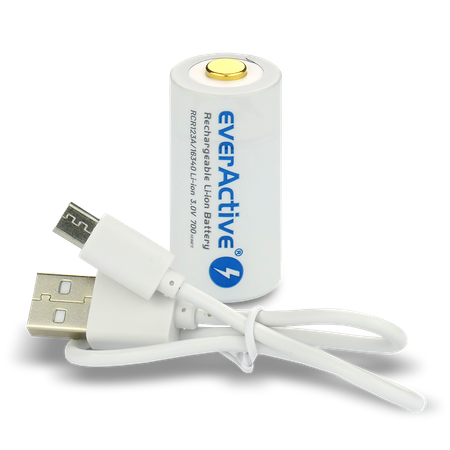 Akumulator EverActive 16340 CR123 17345 3V 700mAh Li-Ion micro USB z zabezpieczeniem do latarek