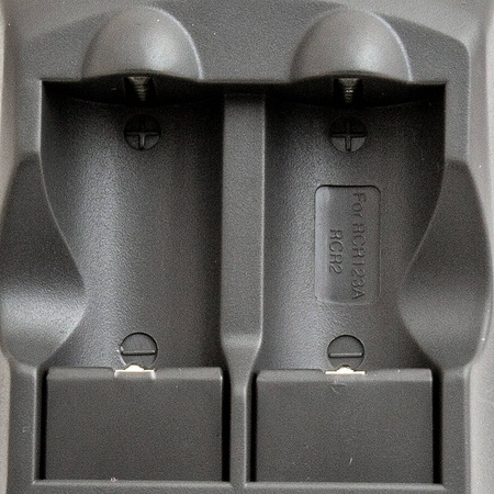 Akumulator CR123A, DL123A 2szt. + ładowarka