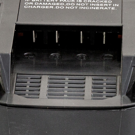 Bateria zamienna AEG L1815R, B1820R, L1830R 18V 4.0Ah Li-Ion do elektronarzędzi BFL 18, BHO 18, BKS 18, BMS 18C, BS 18, CBS 18G, BSB 18 LI